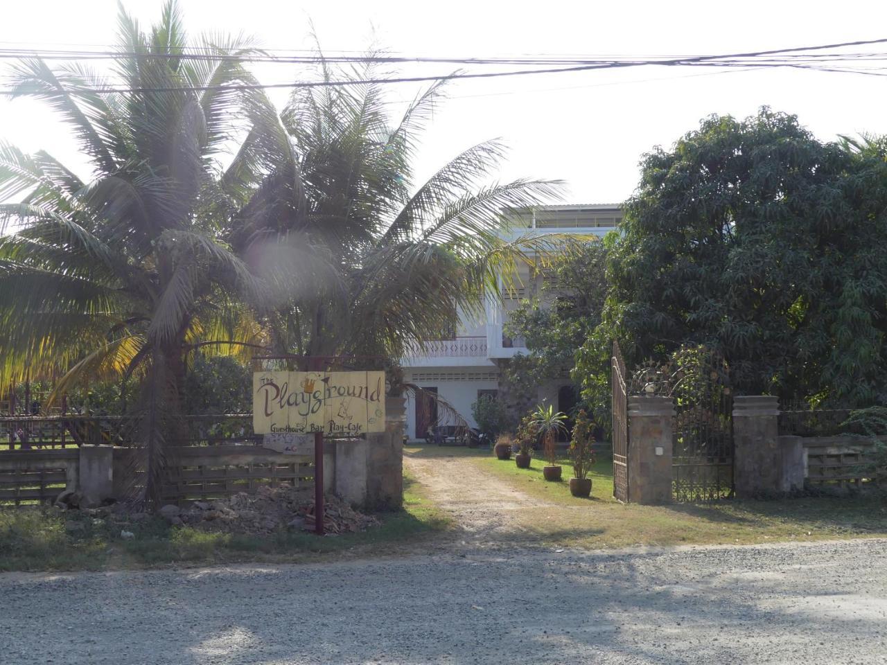 Bed and Breakfast The Playground Kampot Exterior foto