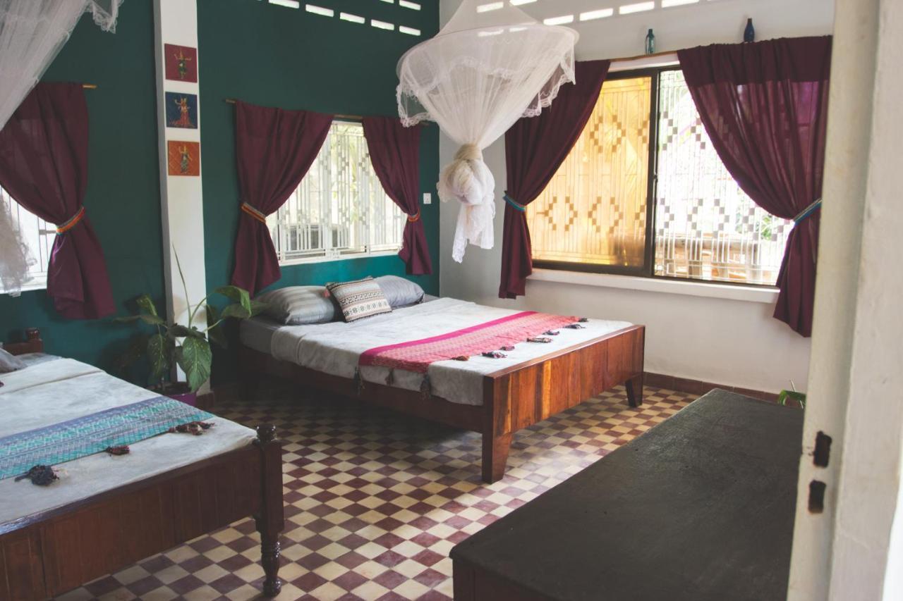 Bed and Breakfast The Playground Kampot Exterior foto