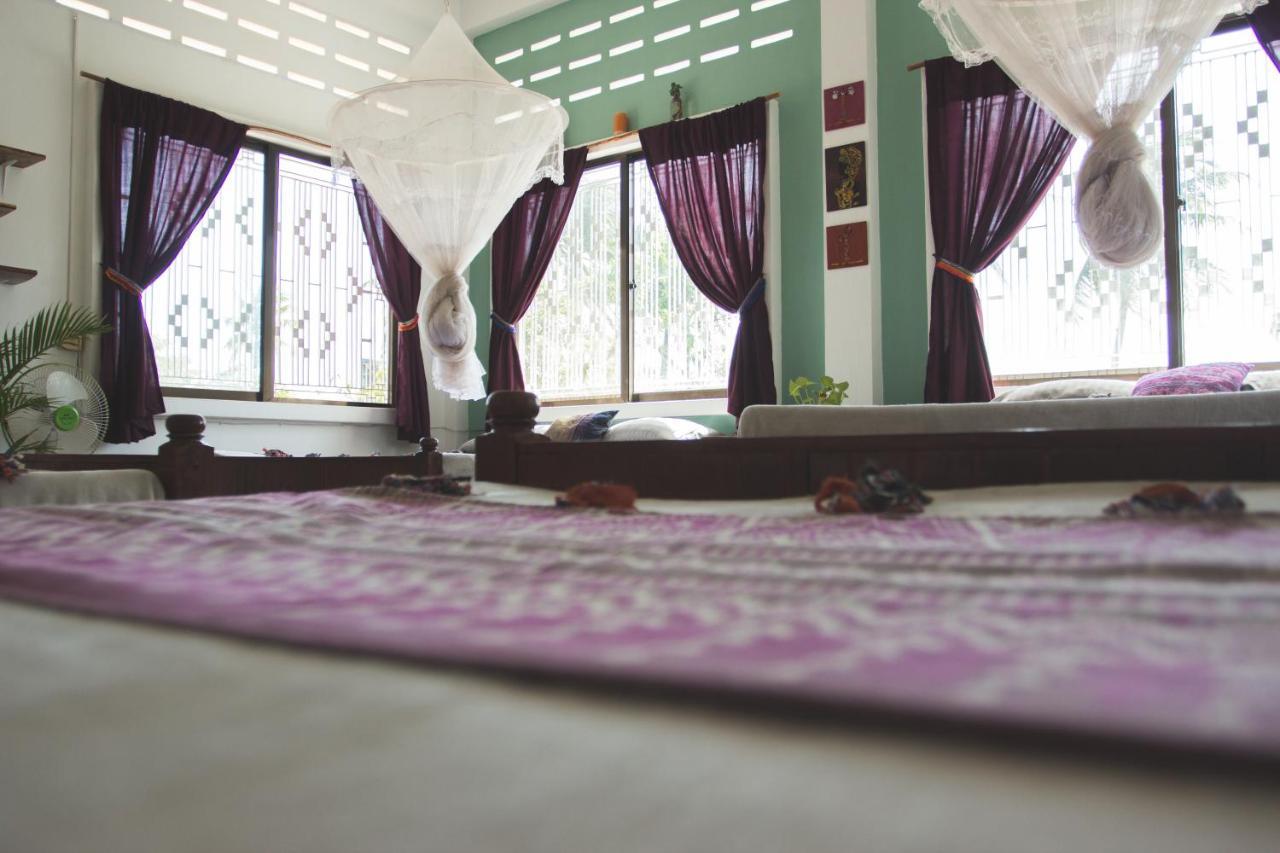 Bed and Breakfast The Playground Kampot Exterior foto