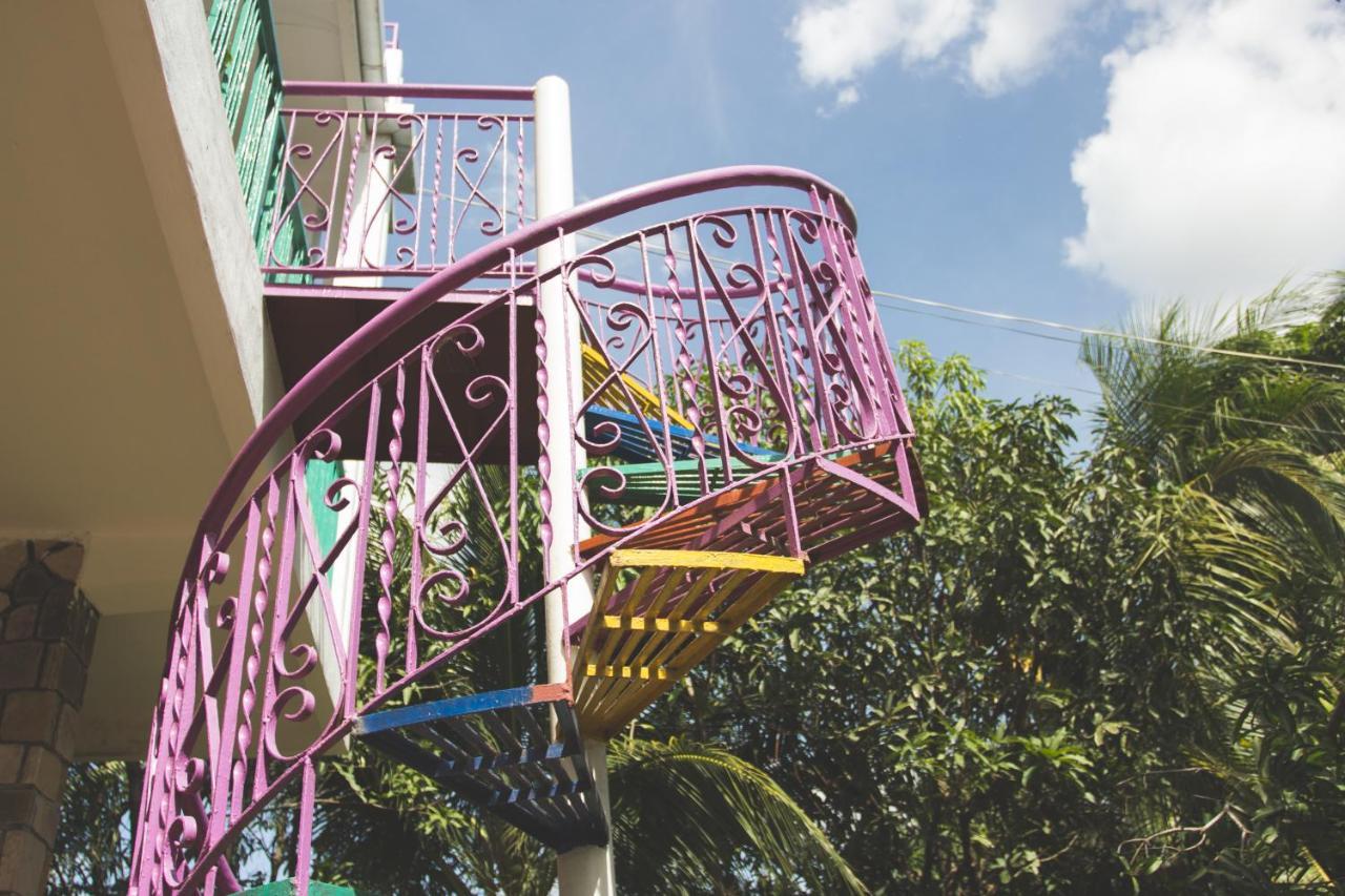Bed and Breakfast The Playground Kampot Exterior foto