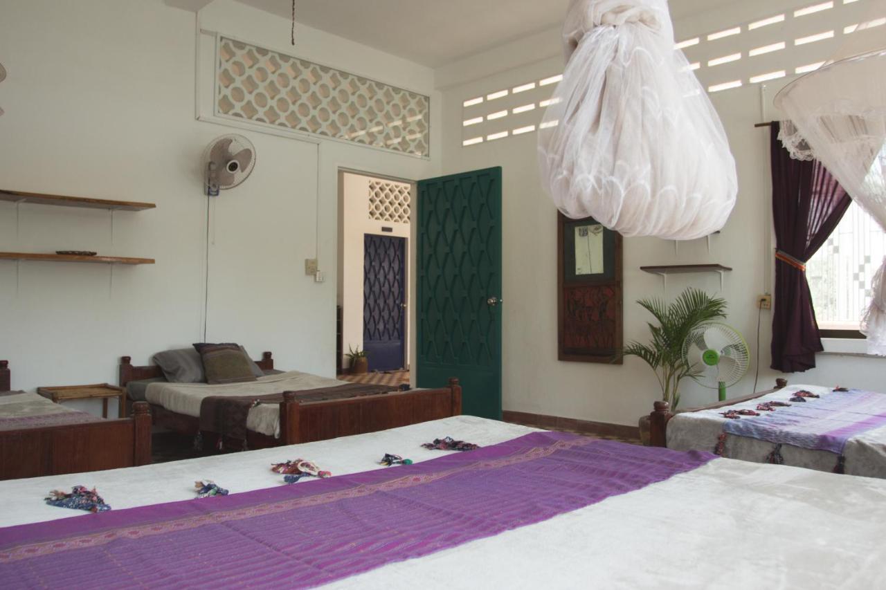 Bed and Breakfast The Playground Kampot Exterior foto