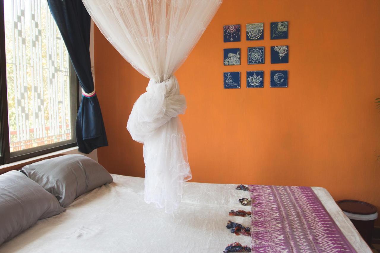 Bed and Breakfast The Playground Kampot Exterior foto