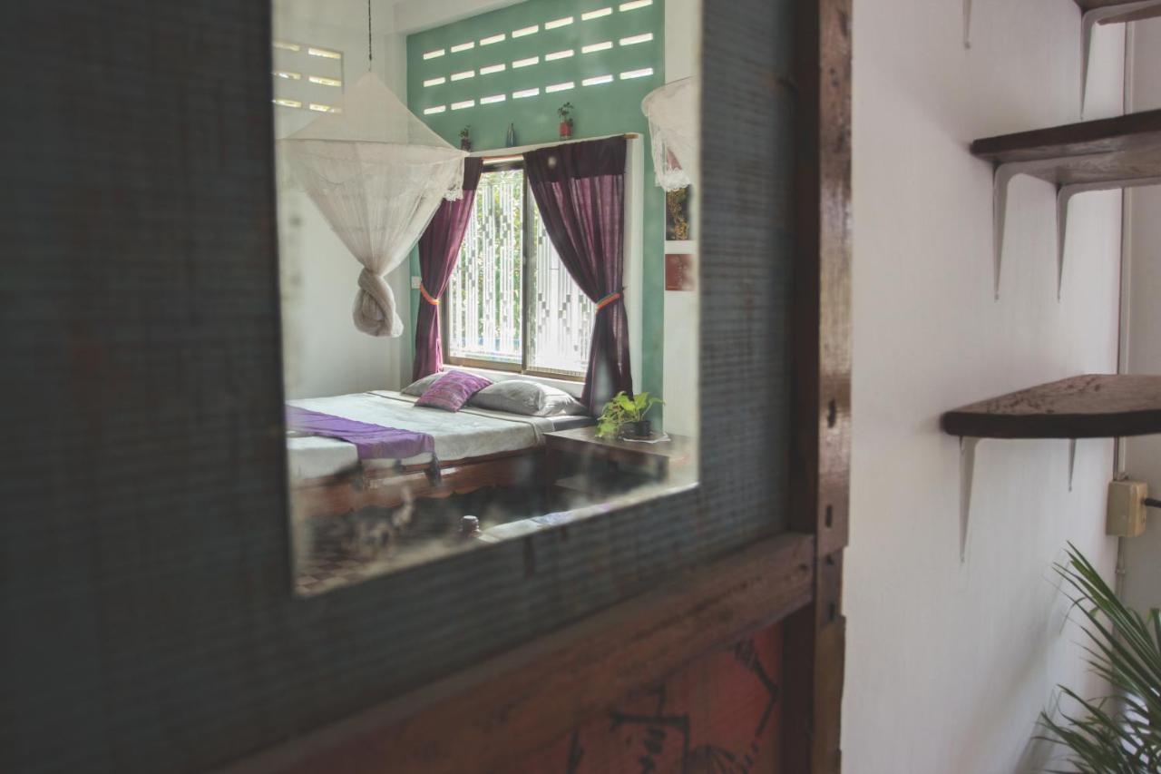 Bed and Breakfast The Playground Kampot Exterior foto