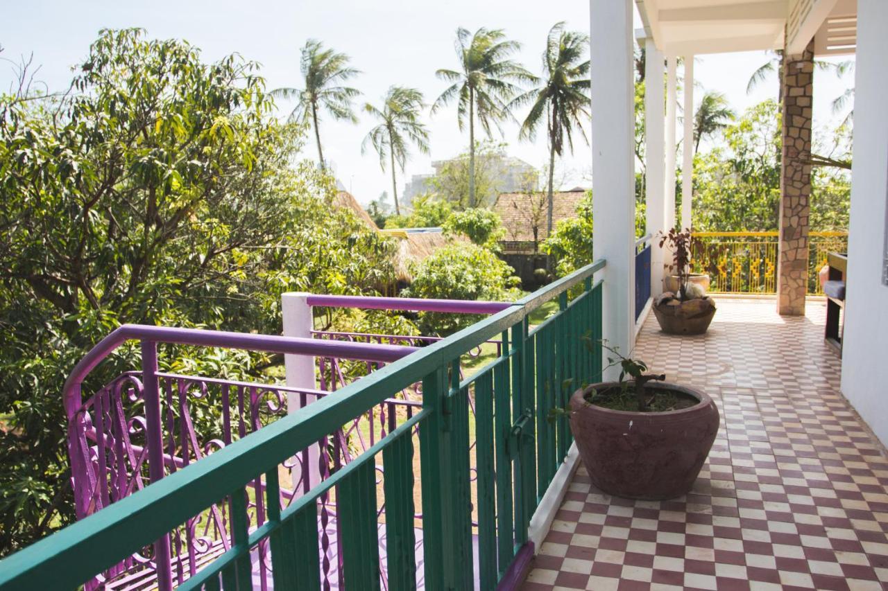 Bed and Breakfast The Playground Kampot Exterior foto